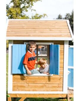 Casinha infantil de madeira em painéis Masgames VISBY elevada 60 cm